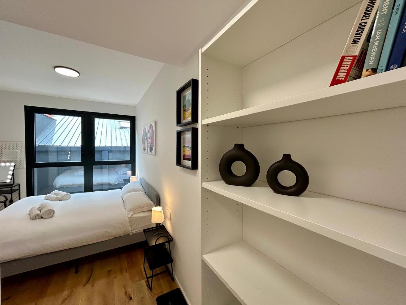 Kibilu Luxury Apt With Terrace, Isola District And Near Garibaldi Station Мілан Екстер'єр фото